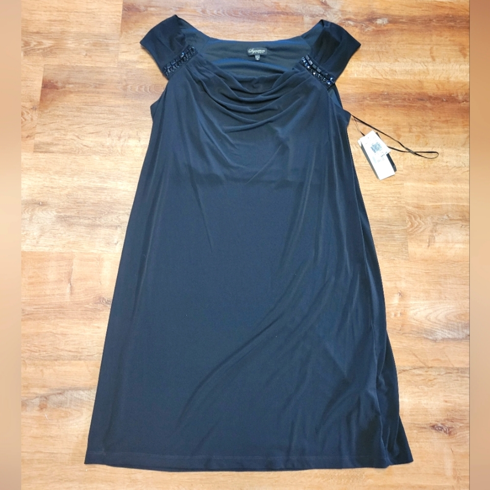 Signature  by sangria NWT  dress size 16